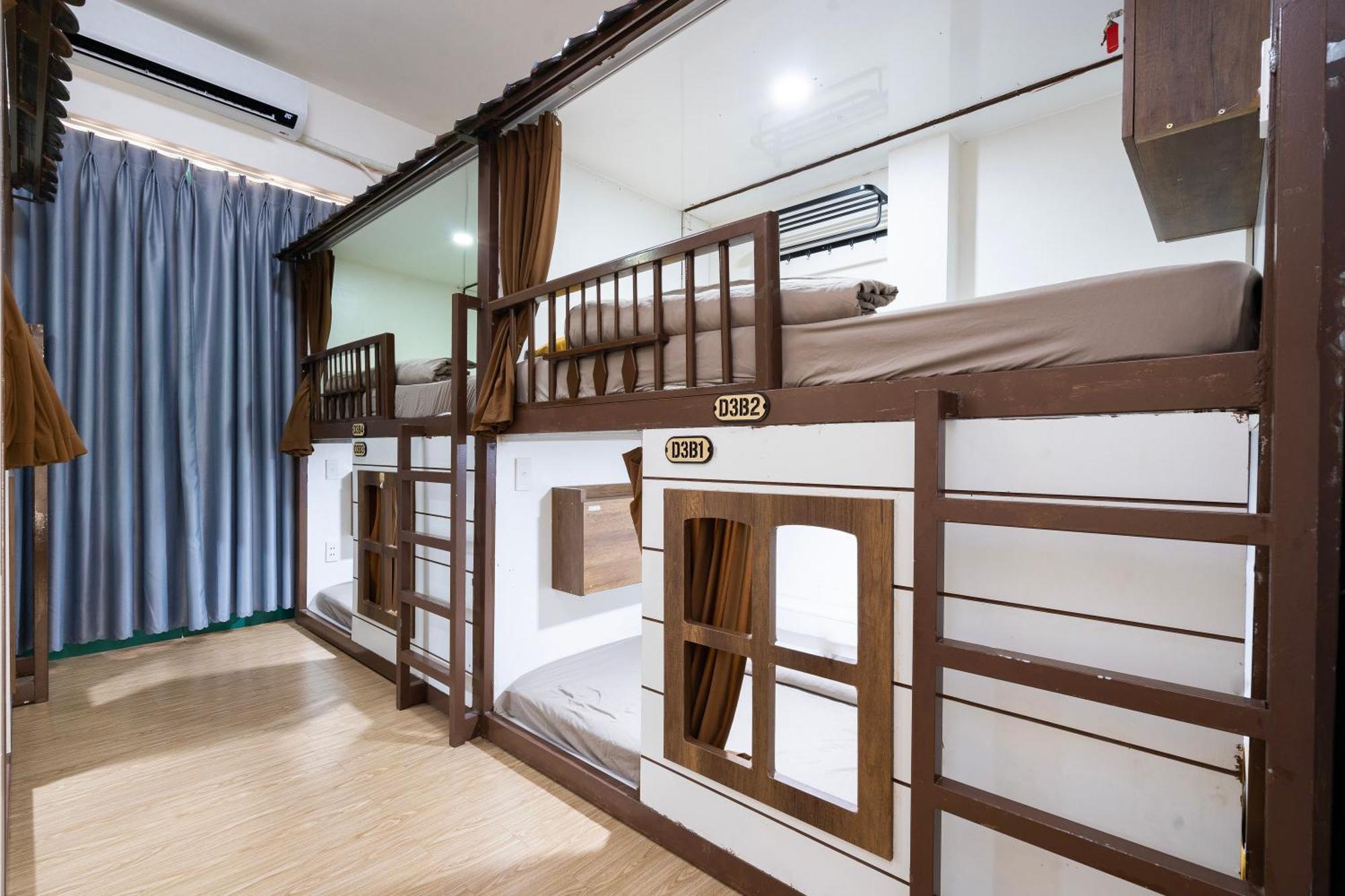 Dorms Bui Vien - Walking Street Căn hộ TP. Hồ Chí Minh